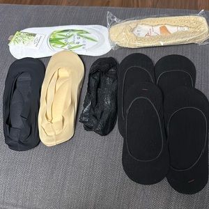 9 random pairs of no show socks